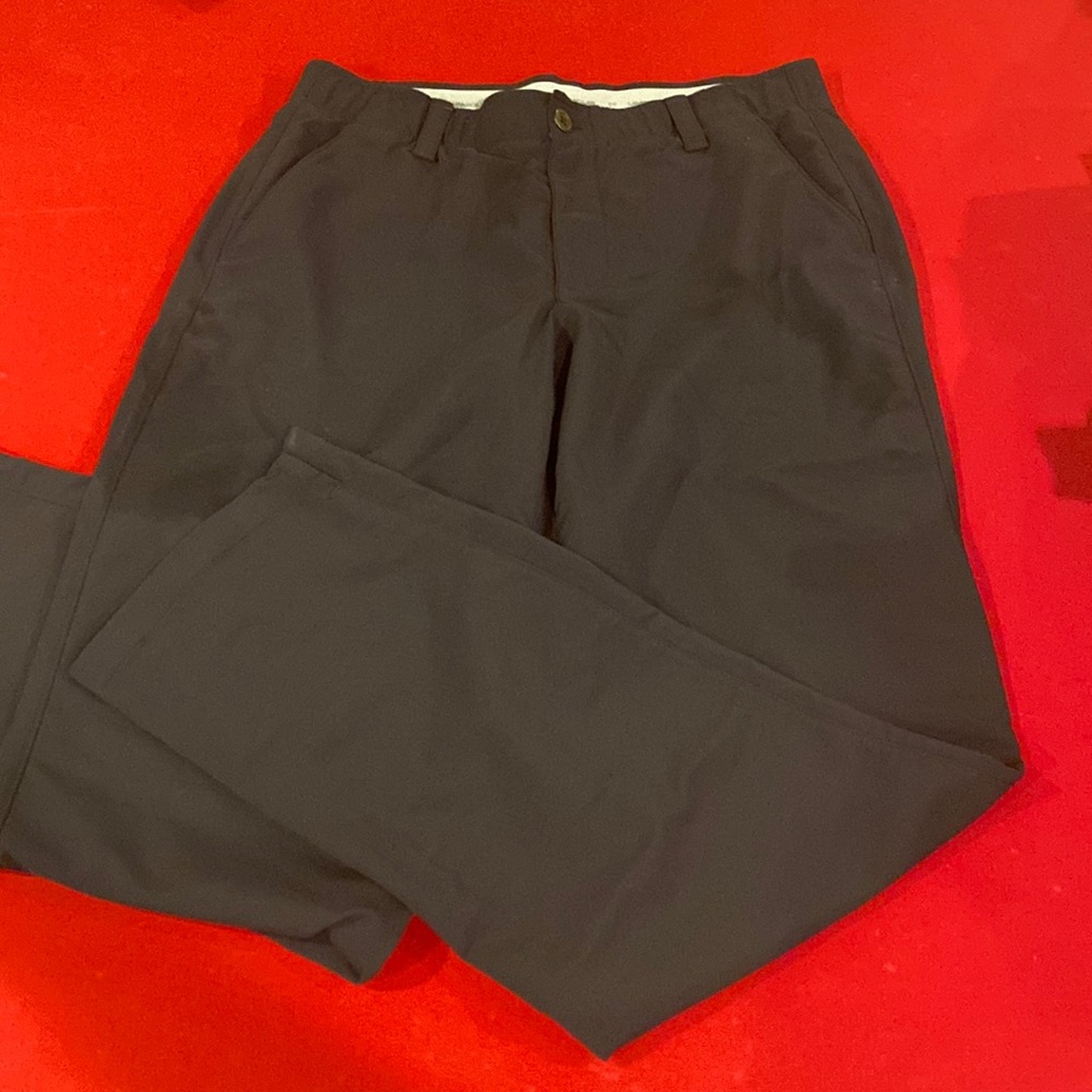 Under Armour Mens 34x32 Black Tapered Golf Pants